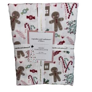 Cupcakes & Cashmere Gingerbread Oblong Christmas Holiday Tablecloth 60x84 NEW